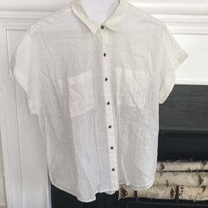 Beach Goers Linen like look! Women’s Shirt -L
